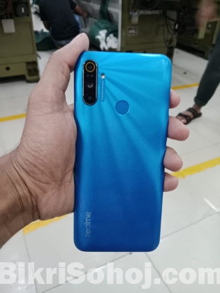Realme c3
